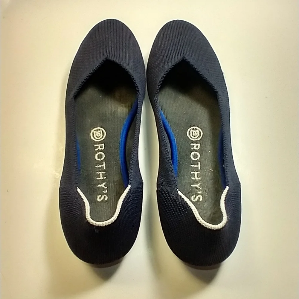 Rothy’s The Flat Navy Blue Knit Round Toe Slip On Flats Shoes Women's sz 8.